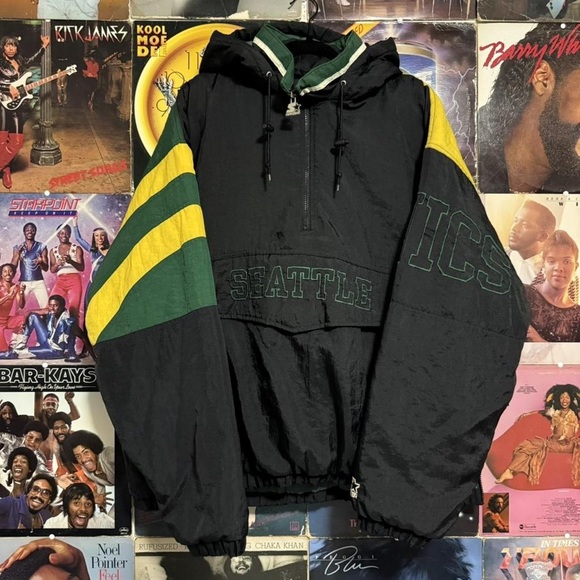 STARTER Other - STARTER Black and Yellow Seattle Hoodie